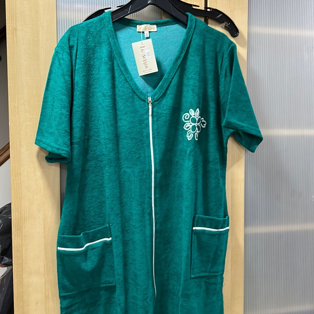 Robe. Cotton 100%